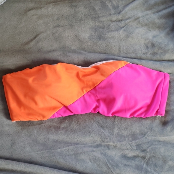 NWOT Victorias Secret Neon swim top - Picture 1 of 3